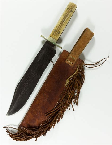 It features a fluted cow horn handle, brass fluted pommel with decorative cap-stand, 5 12 inch blade with forged bolster and file work on the. . 1800s knives for sale